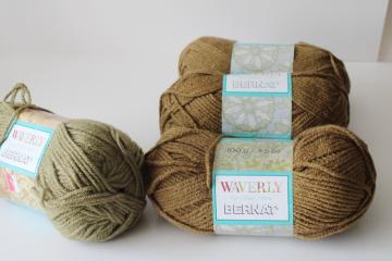 catalog photo of Bernat acrylic yarn lot Waverly neutral colors bark brown & willow green 