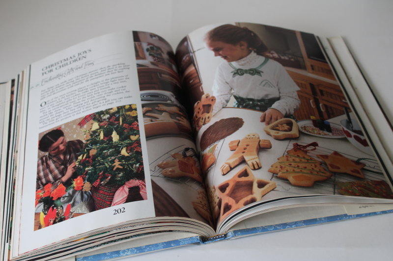 photo of Better Homes & Gardens vintage 1984 American Christmas, holiday recipes, crafts gifts & decorations  #5