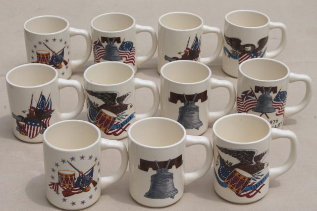 photo of Bicentennial vintage USA patriotic mugs, ceramic coffee cups w/ American flags & emblems #1