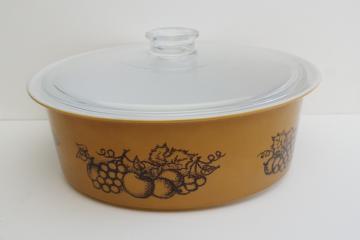 catalog photo of Big Bertha Pyrex vintage 664 Old Orchard fruit pattern w/ clear glass lid