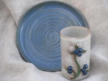 catalog photo of Blue Hill pottery Maine blueberries tumbler, blueberry stoneware plate