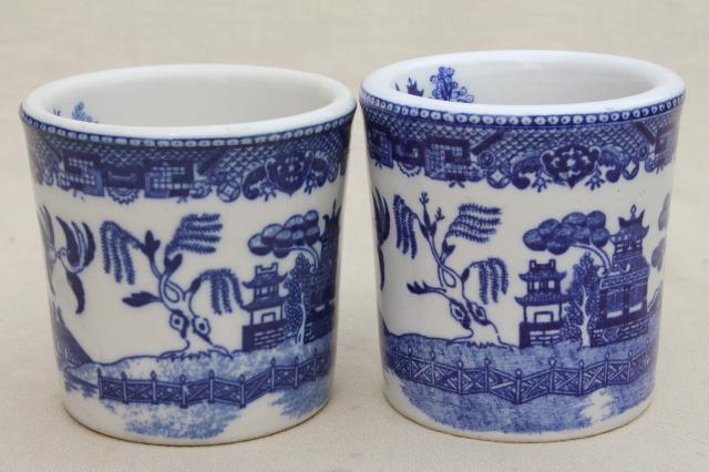 photo of Blue Willow pattern coffee mugs, vintage Japan blue & white china ceramic cups #5