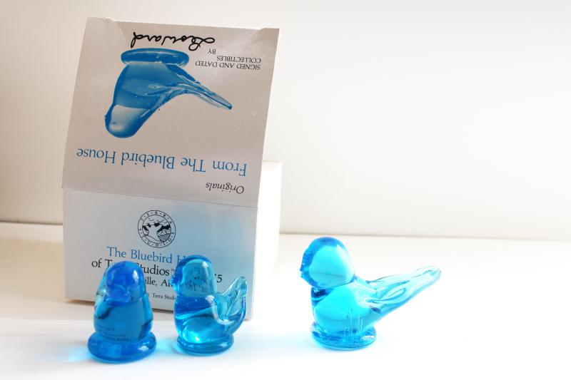 photo of Bluebirds of Happiness family, vintage glass blue bird figurines lot, Leo Ward Ron Ray #4