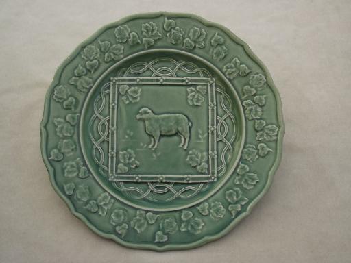 photo of Bordallo Pineiro Portugal pottery plate, green majolica lamb / sheep #1