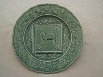 catalog photo of Bordallo Pineiro Portugal pottery plate, green majolica lamb / sheep