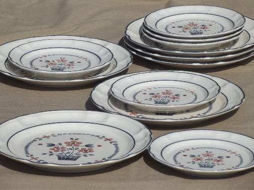 photo of Brambleberry Cumberland flower basket plates, Hearthside Japan stoneware #1