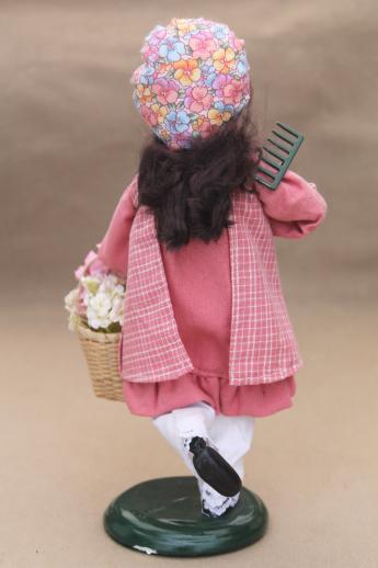 photo of Byers choice garden girl with rake and flowers, spring holiday caroler figurine #4