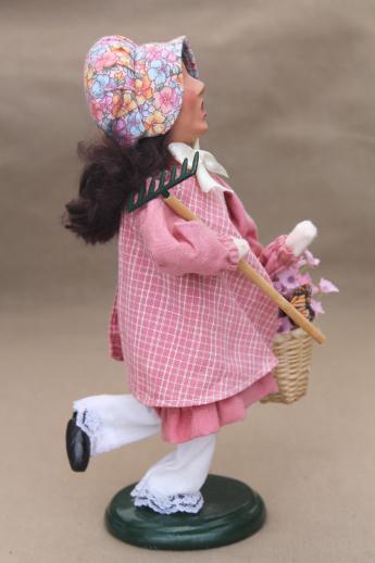 photo of Byers choice garden girl with rake and flowers, spring holiday caroler figurine #5