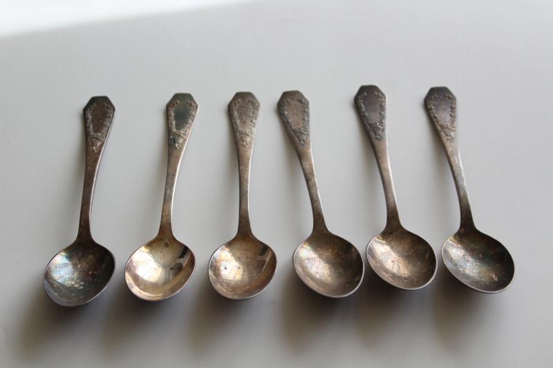 photo of Carolina flower basket pattern vintage silverplate teaspoons, Holmes & Edwards silver #1