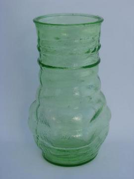 catalog photo of Catalonian art deco vintage pattern glass vase in green