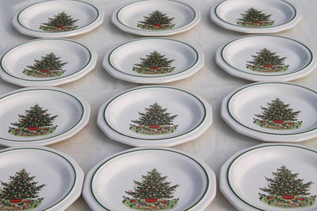 photo of Christmas Heritage Pfaltzgraff luncheon plates set of 12, holiday tree pattern #2