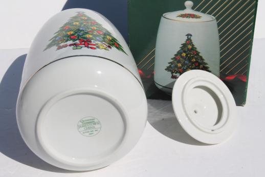 photo of Christmas Treasure cookie jar w/ Christmas tree, 1980s Jamestown China - Japan #5