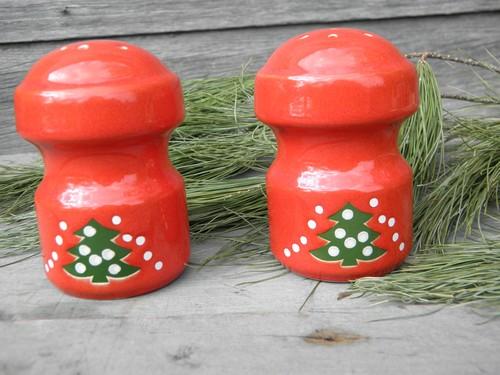 photo of Christmas Tree Waechtersbach pottery, S&P set salt & pepper shakers #1