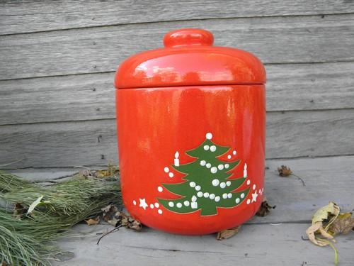 photo of Christmas Tree pattern Waechtersbach pottery, big cookie jar canister #1