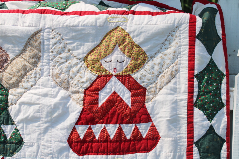 photo of Christmas angels hand quilted cotton quilt, holiday wall hanging or throw 1990s vintage #4