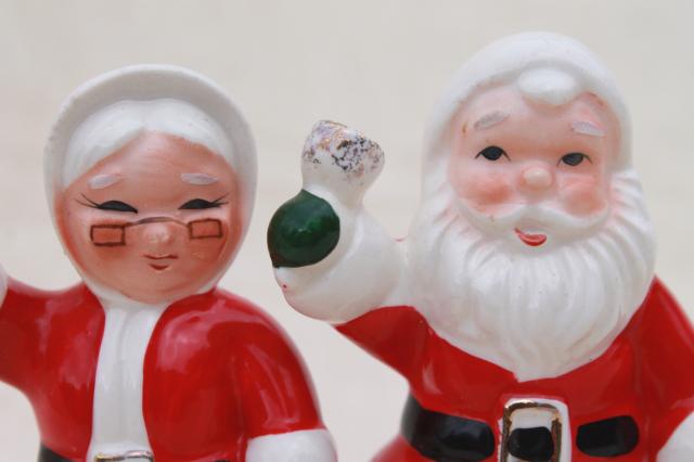 photo of Christmas bell ringers Santa & Mrs. Claus S&P, vintage Napco Japan salt & pepper shakers #8