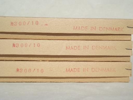 photo of Christmas cracker party favors, new old stock English crackers made in Denmark #8