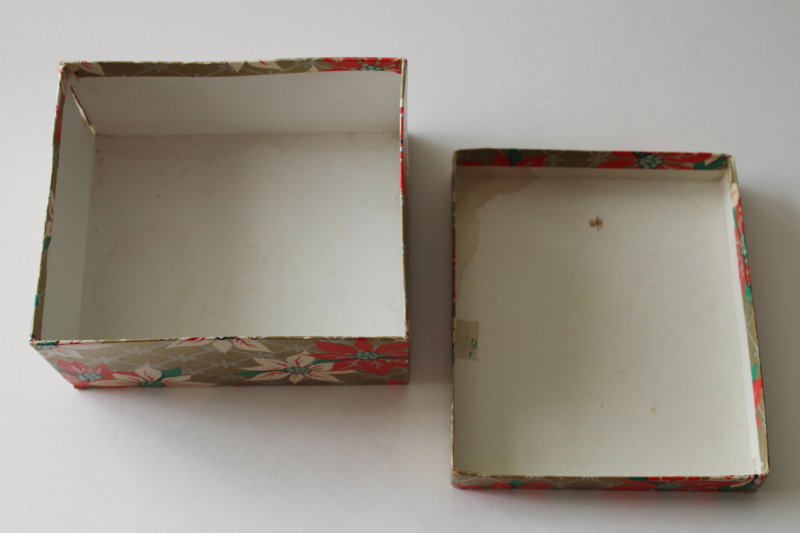 photo of Christmas gift box, 1930s 40s vintage gift wrap, poinsettia printed cardboard box w/ lid #2