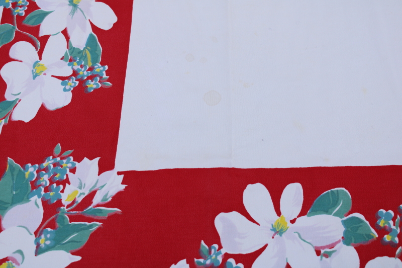 photo of Christmas magnolias print vintage cotton tablecloth, red border w/ green & white flowers #8