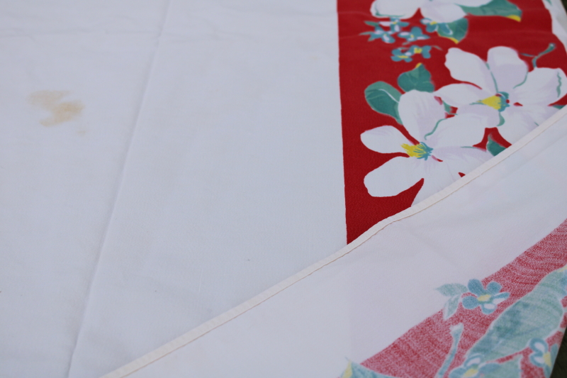 photo of Christmas magnolias print vintage cotton tablecloth, red border w/ green & white flowers #9
