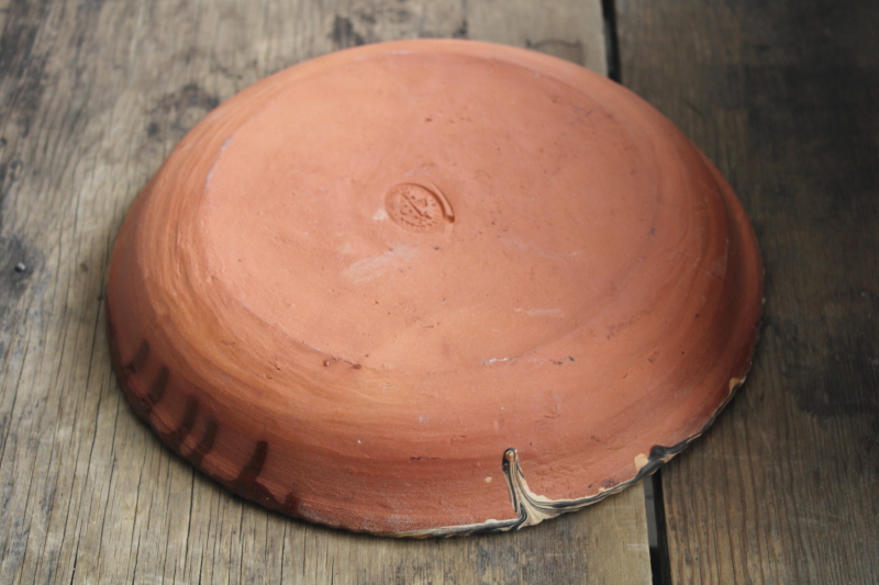 photo of Colonial Williamsburg reproduction slip glaze pottery pie pan, marbled brown yellow ware red clay plate #4