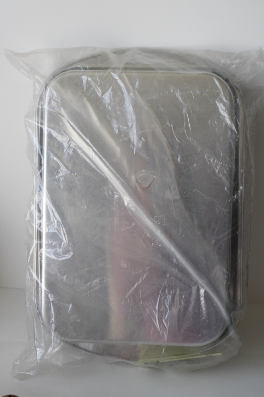 photo of Comet Bake Rite label new in package vintage Mirro aluminum white teflon nonstick baking pan #6