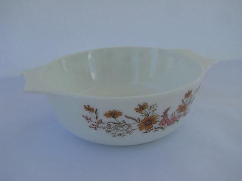 photo of Country Autumn floral pattern, vintage England Pyrex casserole baking dish #1