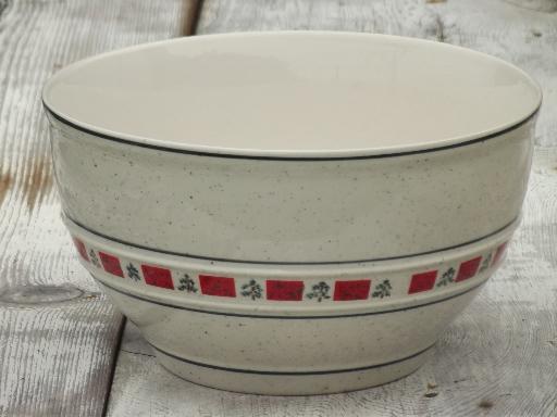 photo of Country Crock Christmas tree stoneware mixing bowl, Tienshan china #1