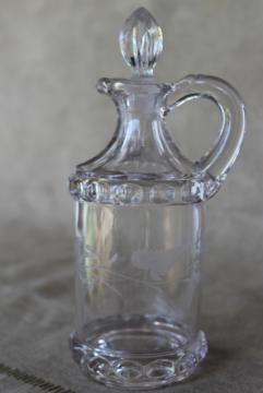 catalog photo of Dakota pattern EAPG antique glass cruet bottle, ivy berry etched leaf 1880s vintage