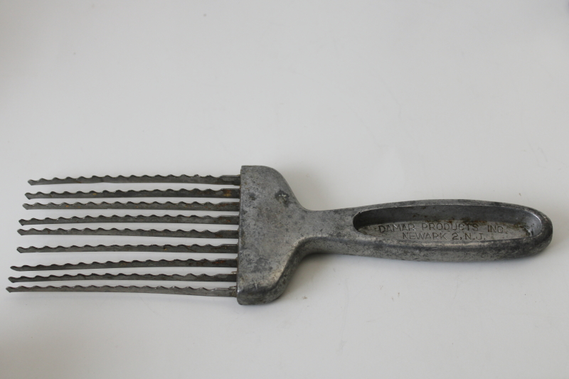 photo of Damar made in Italy multi blade serrated slicer, mid century vintage kitchen gadget tool  #3