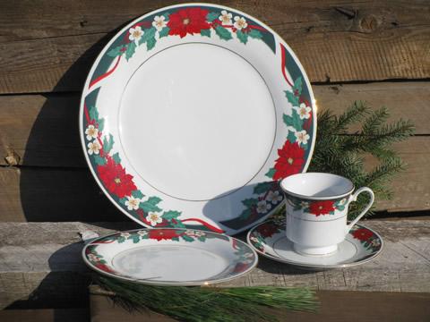 photo of Deck the Halls Christmas holiday dishes for 4, Tienshan china #2