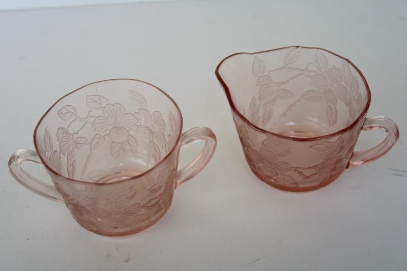 photo of Dogwood pattern pink depression glass cream pitcher & sugar bowl vintage Macbeth Evans #1