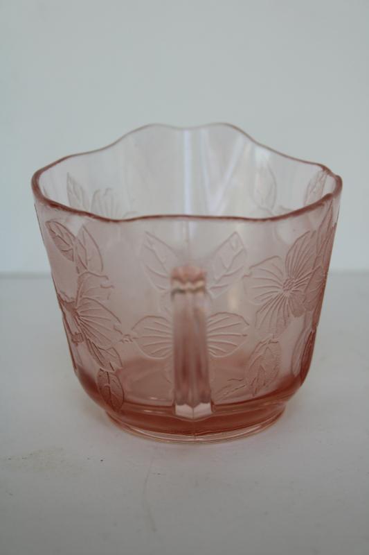 photo of Dogwood pattern pink depression glass cream pitcher & sugar bowl vintage Macbeth Evans #4