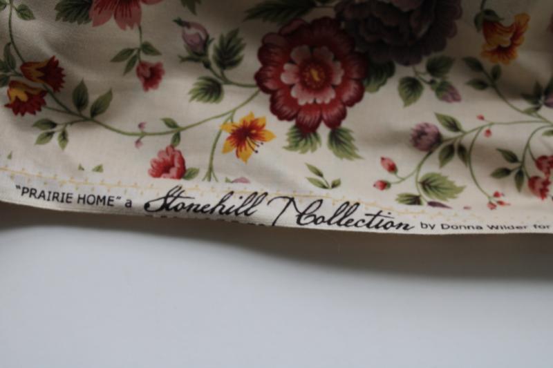 photo of Donna Wilder floral print decorator cotton Prairie Home Stonehill Fabric Traditions #4