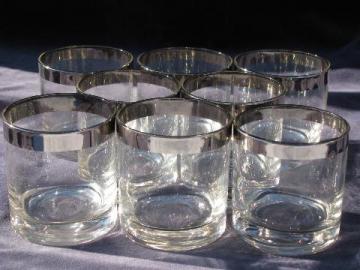 catalog photo of Dorothy Thorpe mid-century modern vintage silver band glasses, mod tumbler shape