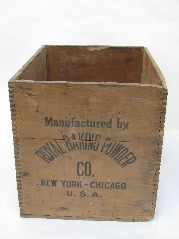 photo of Dr. Price's Baking Powder vintage wood advertising crate, old primitive finger-jointed box #3