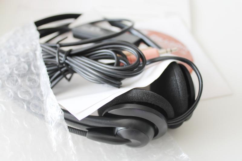 photo of Dragon Naturally Speaking version 12, software disc, headphone mic original box #5