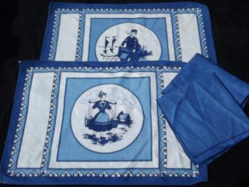 catalog photo of Dutch boy and girl vintage printed blue & white linen placemats and napkins