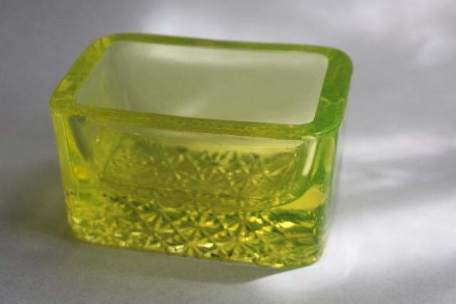 photo of EAPG vintage vaseline glass canary yellow green salt cellar, large heavy master salt #1