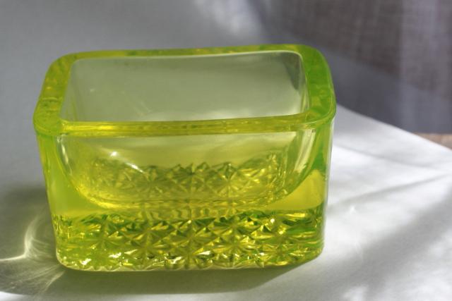 photo of EAPG vintage vaseline glass canary yellow green salt cellar, large heavy master salt #2