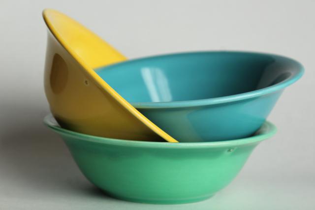 photo of Early California 40s 50s vintage Metlox pottery cereal bowls, fiesta colors #1