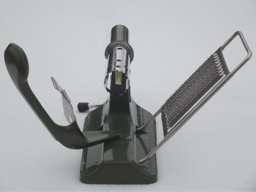 photo of EarthGrown apple peeler, vintage hand crank apple peeler, corer, slicer #4