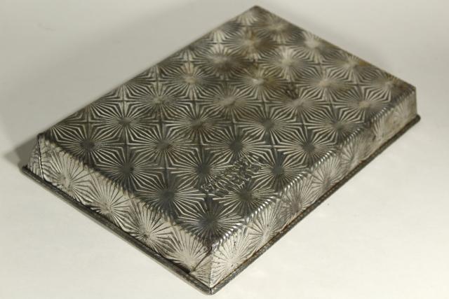 photo of Ekco Ovenex vintage baking pans, waffle textured & starburst pattern stamped metal #10