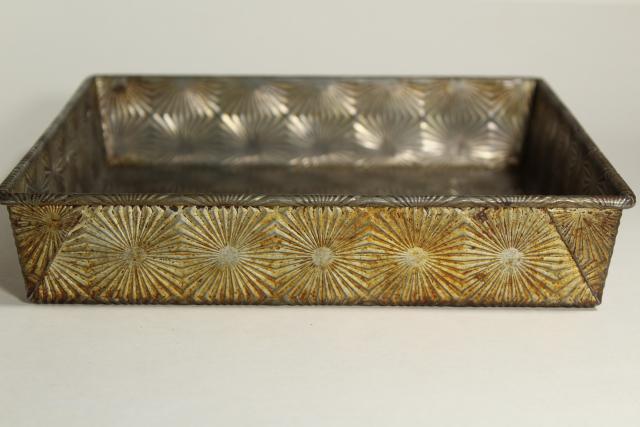 photo of Ekco Ovenex vintage baking pans, waffle textured & starburst pattern stamped metal #15