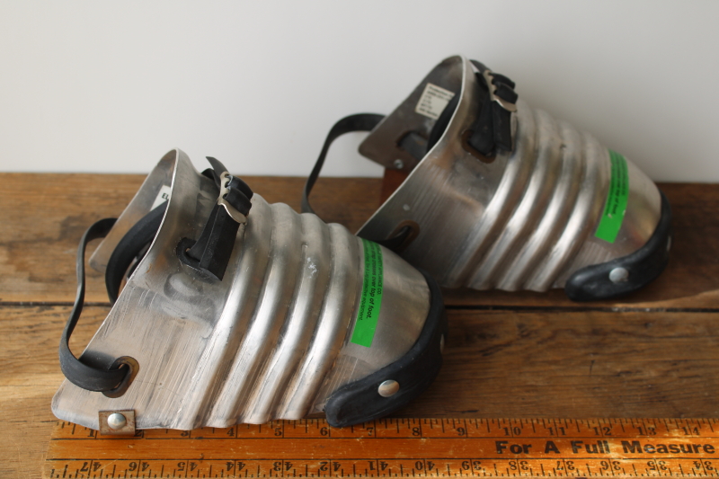 photo of Ellwood metal safety toe guards, strap on foot protectors fit over work boots or shoes  #10