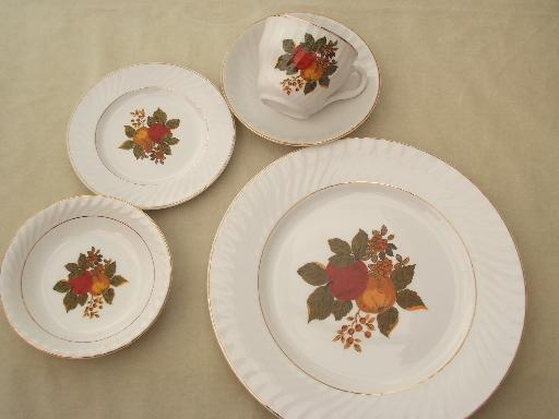 photo of English Harvest Wedgwood china, vintage dinnerware set for 10 #3