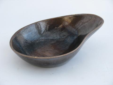 photo of Eva Zeisel vintage Red Wing Town and Country pottery, gunmetal metallic, organic shape bowls #5