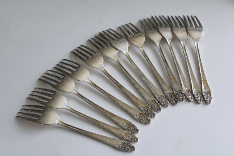 photo of Evening Star vintage 1950s Oneida Community silver plate salad forks set of 12  #5