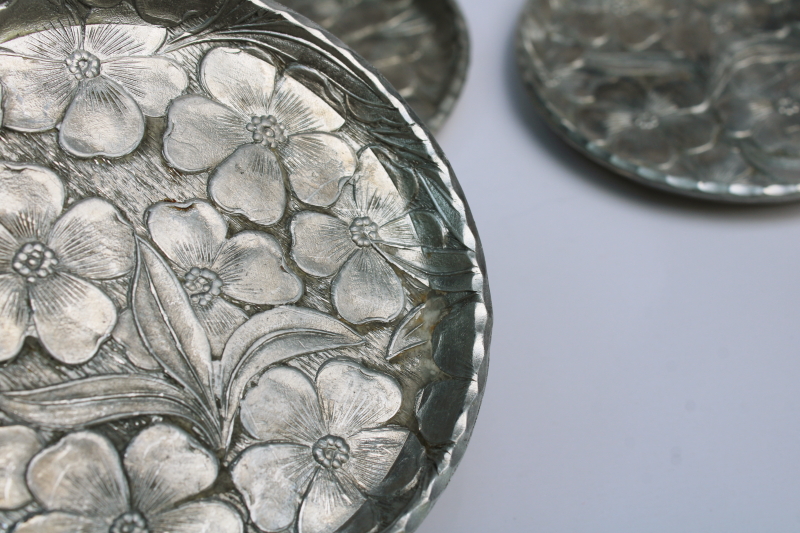 photo of Everlast forged aluminum coasters set, dogwood floral vintage wrought aluminum #4