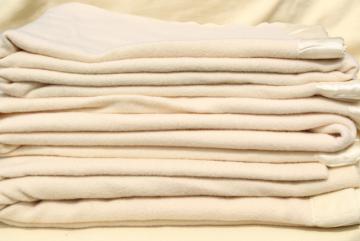 catalog photo of Faribo wool blankets, winter white creamy ivory vintage bedding bed blanket lot